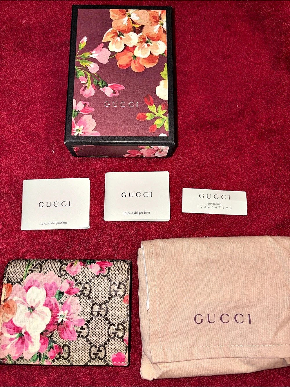 NWOT FULL INCLUSION Gucci GG Supreme Blooms Print Bifold Wallet Pink & Brown